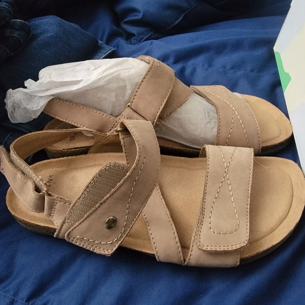 Earth Origins Tan Women's Sandals Size 10M - Picture 9 of 11